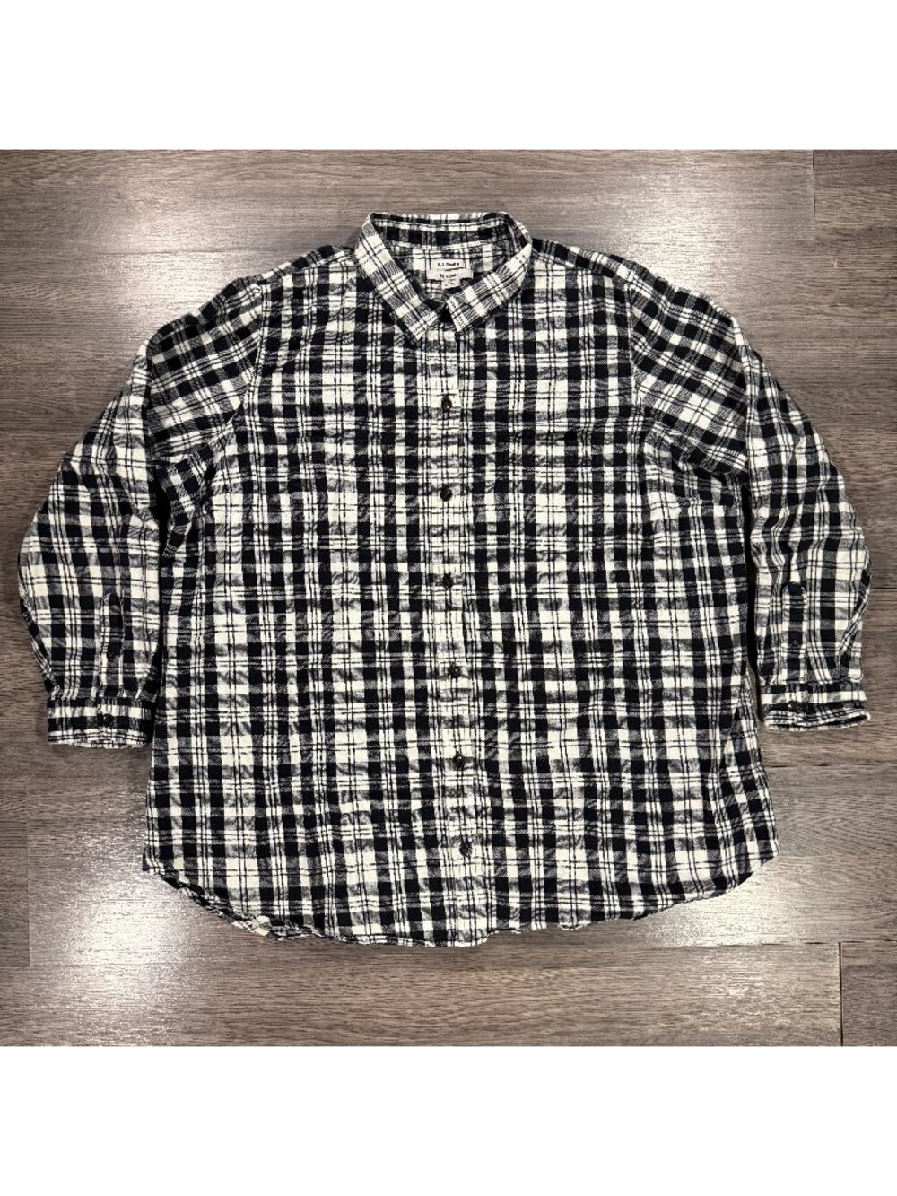 L.L. Bean Women's Scotch Plaid Flannel Relaxed Fit Shirt - Black/White